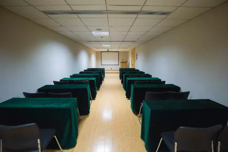 ホテル Ji  Kaifeng Jinming Plaza