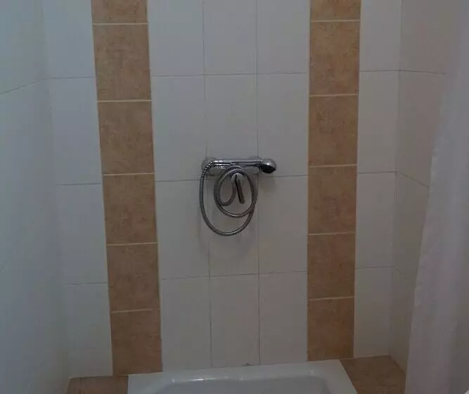 Lovasoa Cccc   Hostel