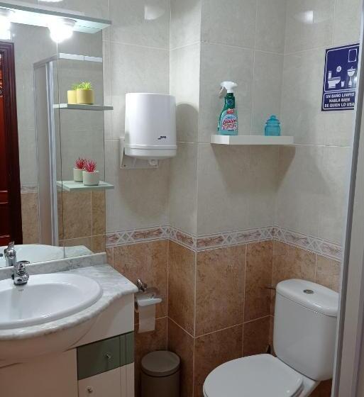 بنسيون Martínez Rooms Pilgrims