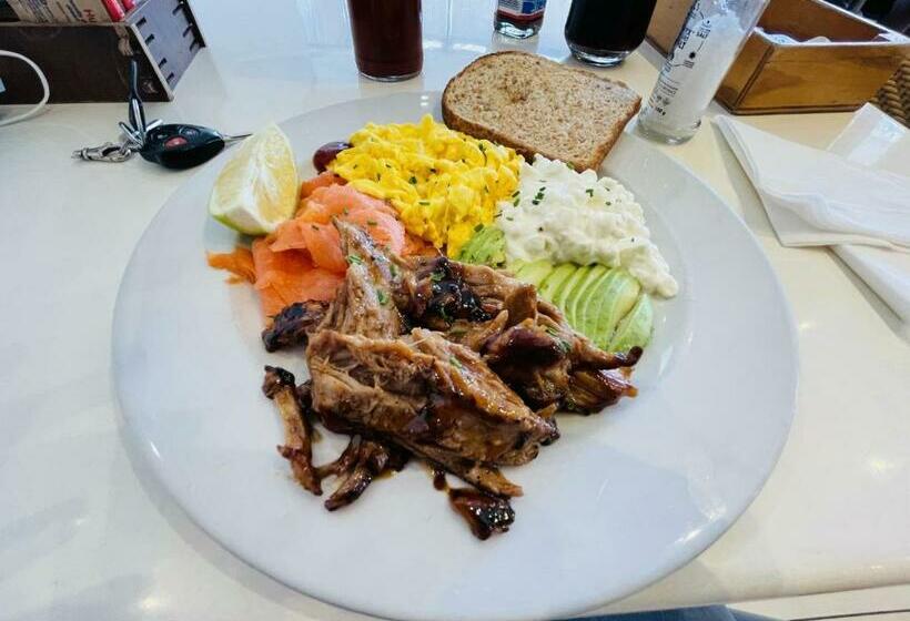 فندق Hinterland Lodge