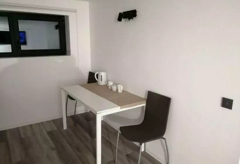 Luxury Apartment Private House And Parking Netflix