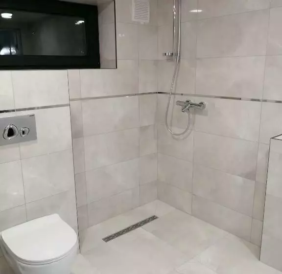Luxury Apartment Private House And Parking Netflix