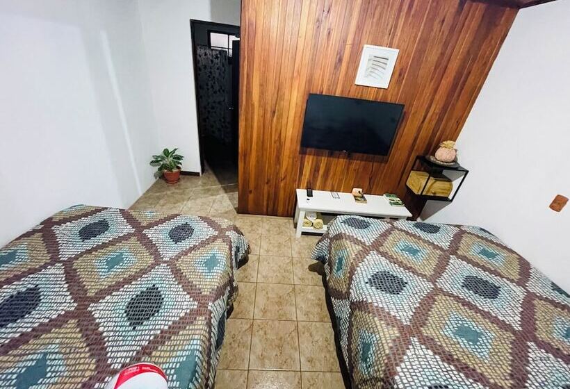 민박 Gufo Rooms , Apartahotel , La Fortuna Volcan Arenal