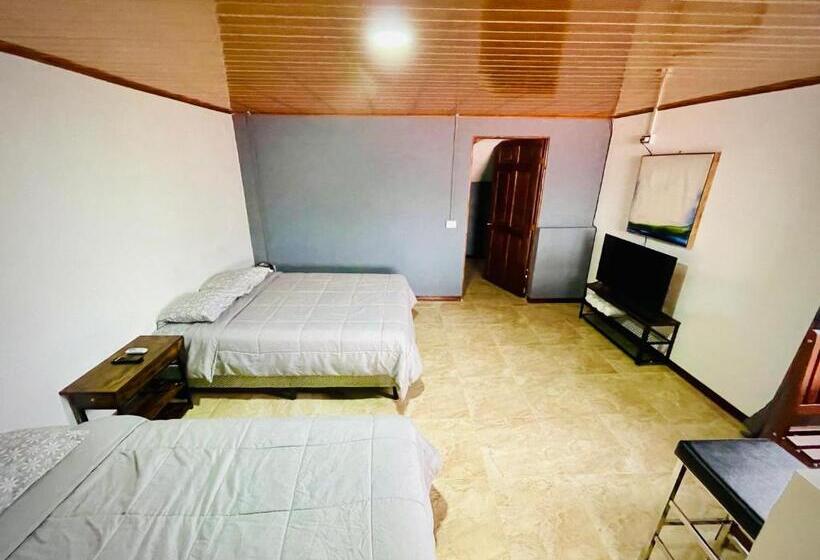 민박 Gufo Rooms , Apartahotel , La Fortuna Volcan Arenal