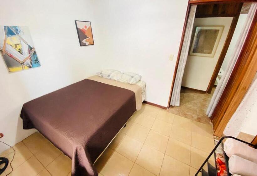 민박 Gufo Rooms , Apartahotel , La Fortuna Volcan Arenal