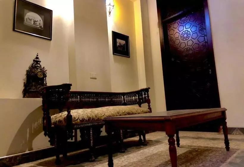 تختخواب و صبحانه Gamaleya Boutique