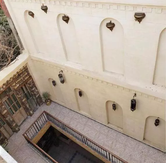 تختخواب و صبحانه Gamaleya Boutique