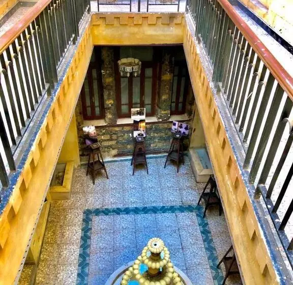 تختخواب و صبحانه Gamaleya Boutique