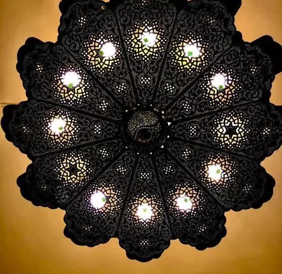 تختخواب و صبحانه Gamaleya Boutique