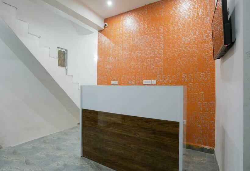 Hotel Collection O 85164  Sankalp