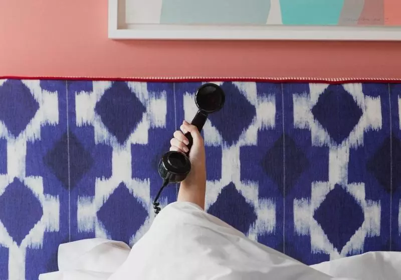 هتل The Dean Galway