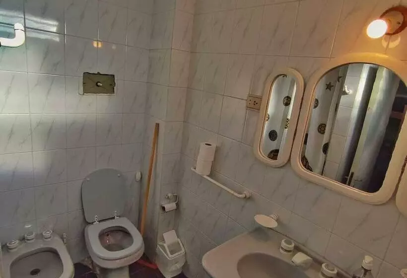 ペンション Hostel La Casa De Li   En