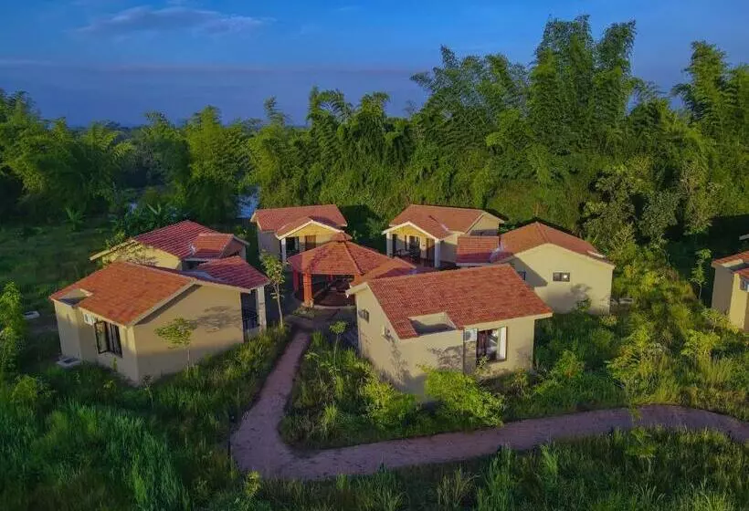 Hotelli Aranyak Resort Kanha