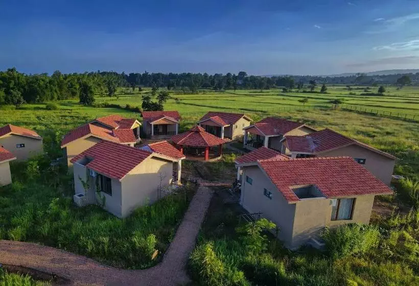 Hotelli Aranyak Resort Kanha