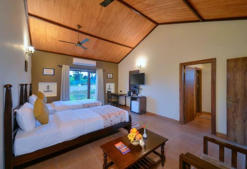 Hotel Aranyak Resort Kanha