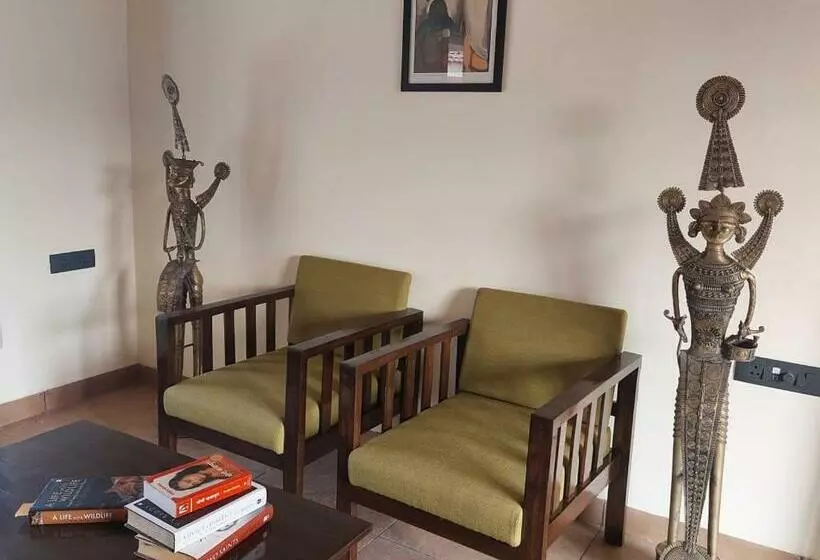 Hotelli Aranyak Resort Kanha