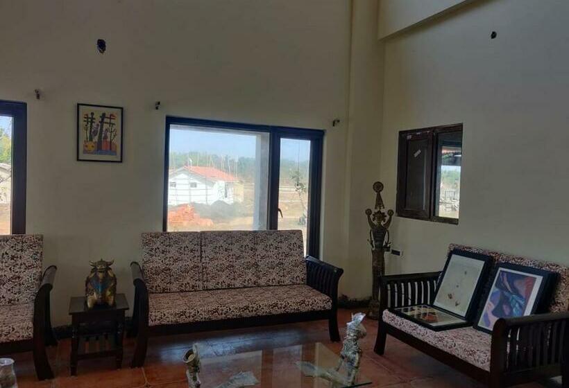 Hotel Aranyak Resort Kanha