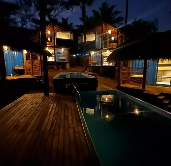 ホテル H20 Container Cabins