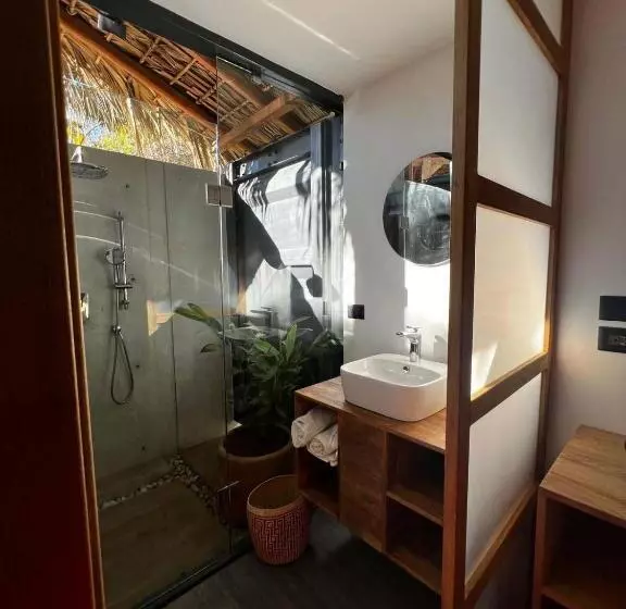 ホテル H20 Container Cabins