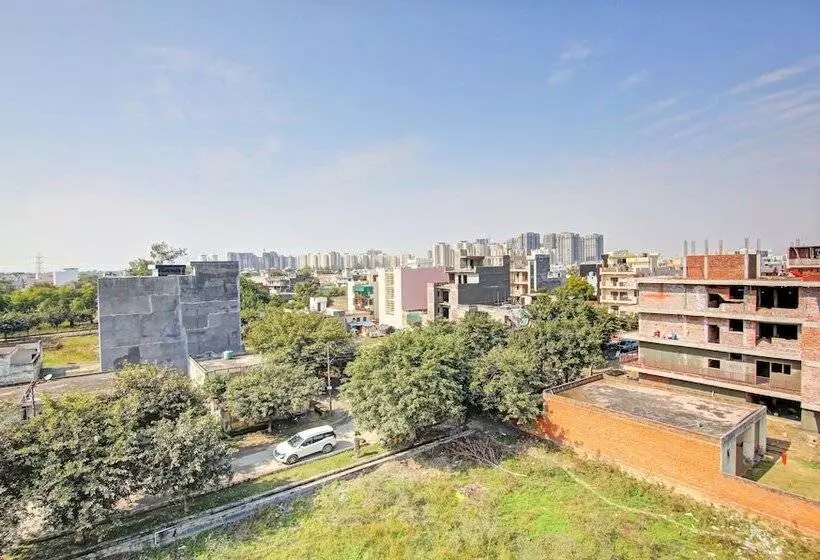 هتل Treebo The Eden Roc