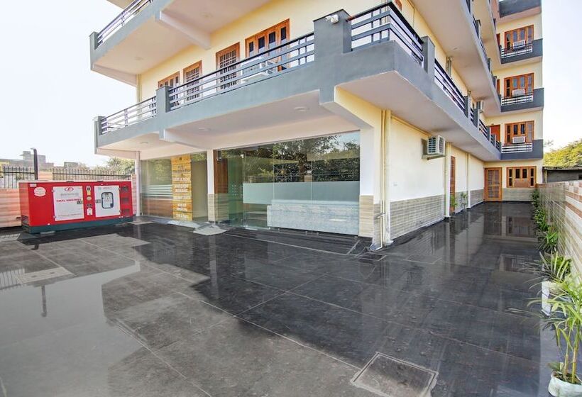 هتل Treebo The Eden Roc