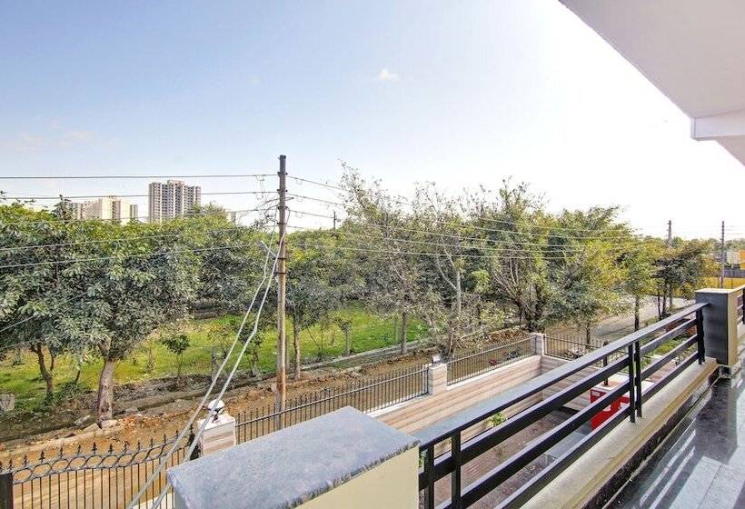 هتل Treebo The Eden Roc