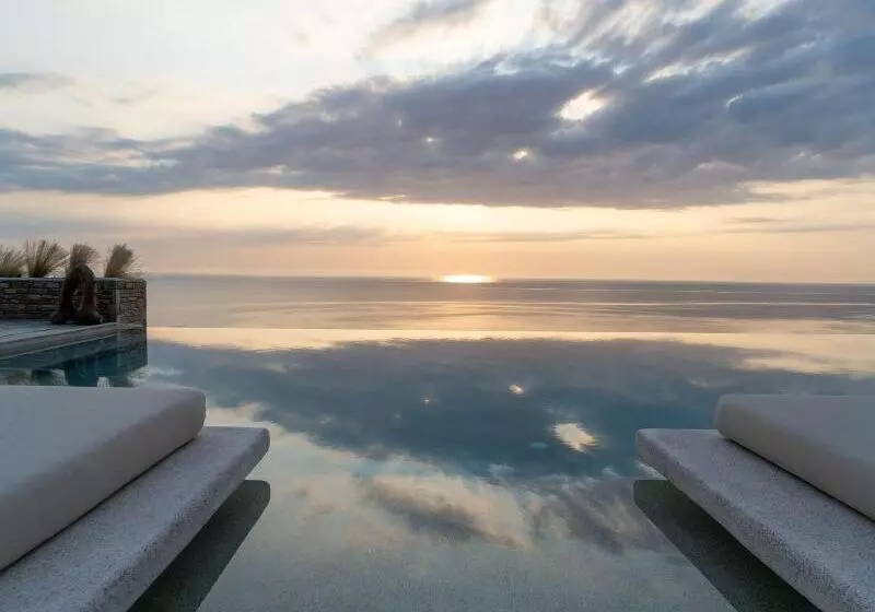 ホテル Agapitos Villas & Guesthouses