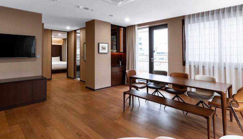 The Prima Hotel Jongno