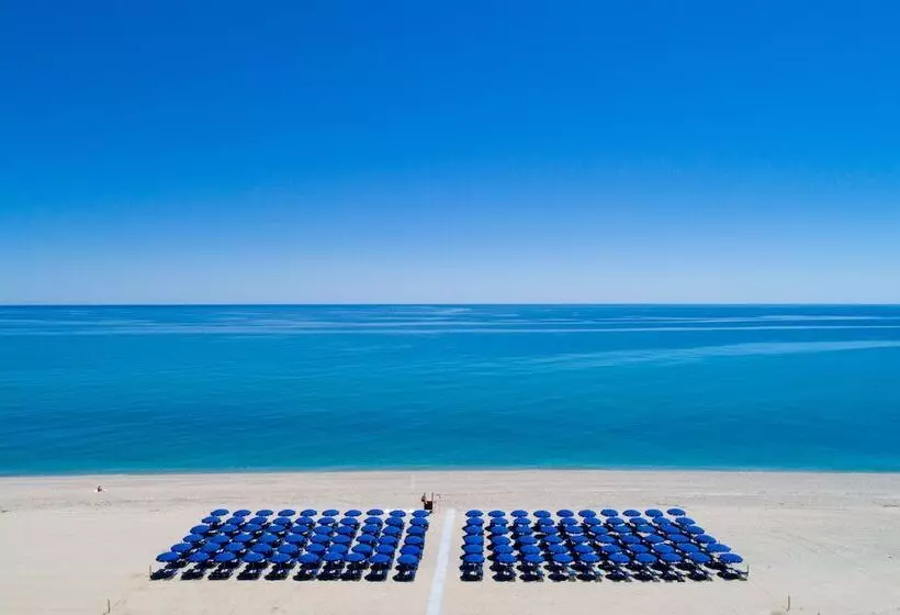 Hotel Cala Luas Resort