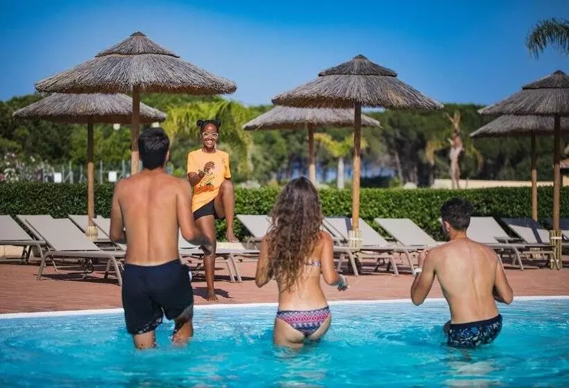 Hotel Cala Luas Resort