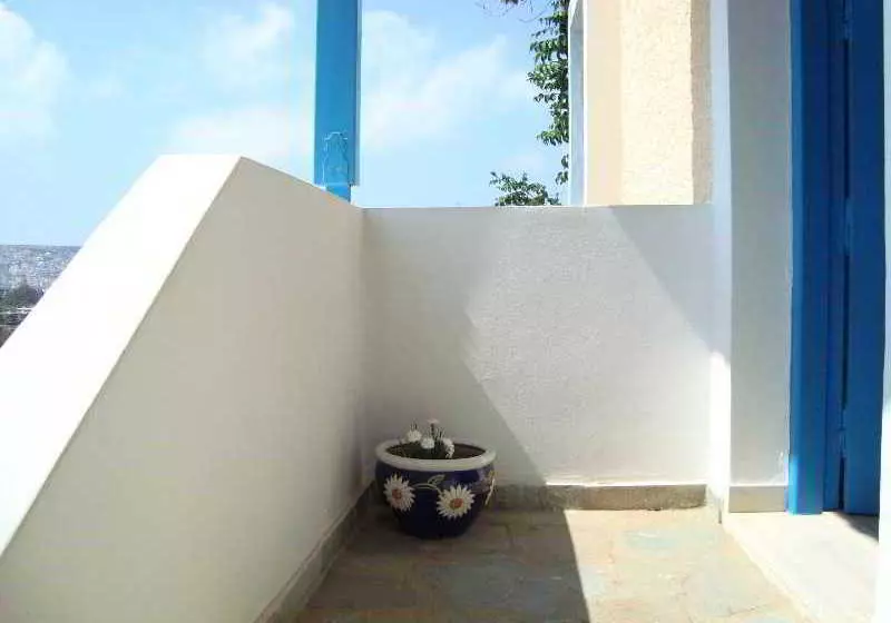 Отель Corina Apartments