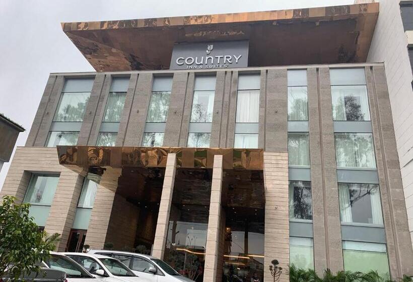 Отель Country Inn & Suites By Radisson Chandigarh Zirakpur