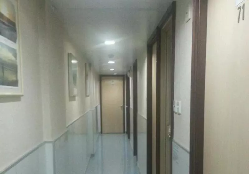 هتل Dragon Hostel Hong Kong