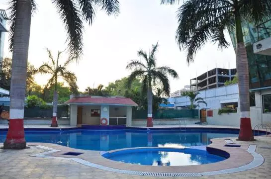 Отель Manasarovar The Fern