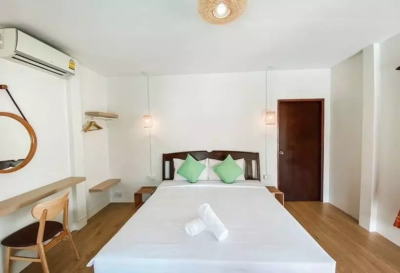 هتل House No.2 Village