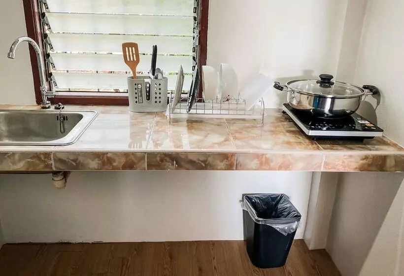 هتل House No.2 Village