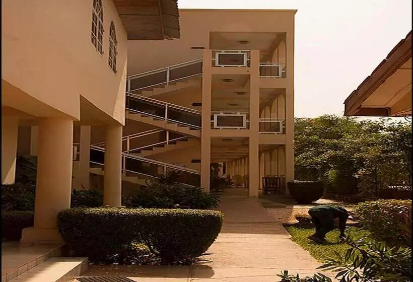 هتل Seaview Gardens