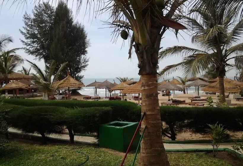 هتل Seaview Gardens