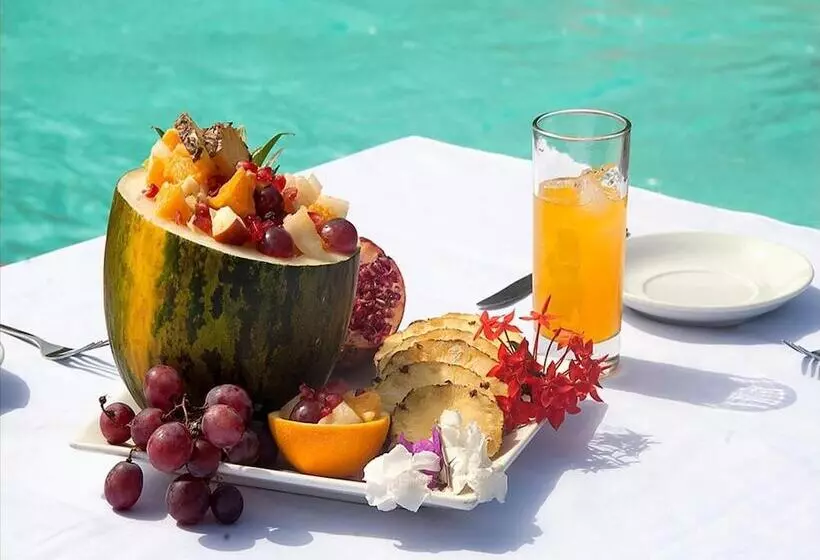 هتل Seaview Gardens