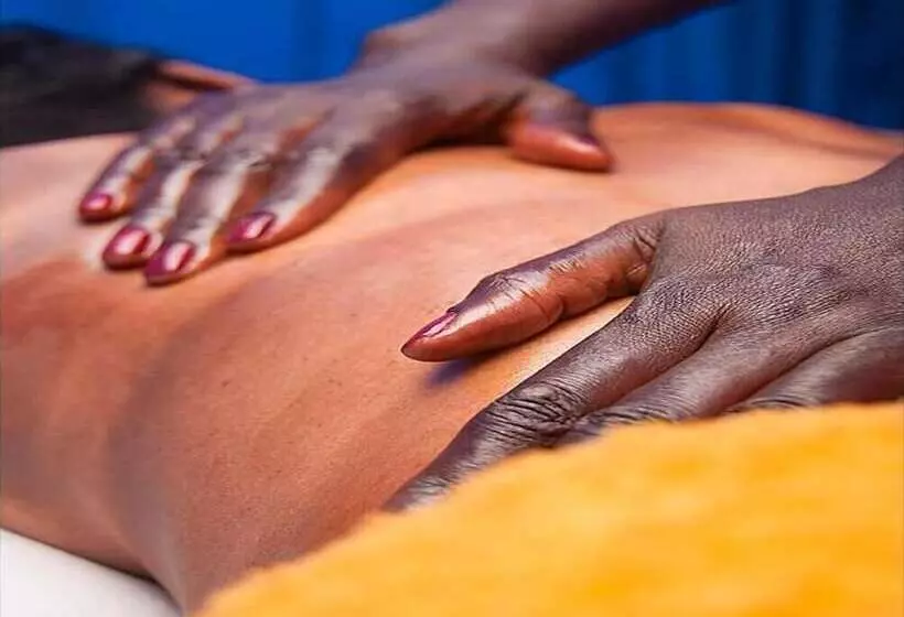 هتل Seaview Gardens