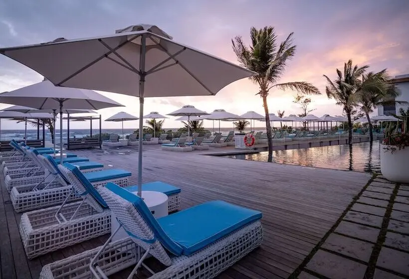 Radisson Blu Poste Lafayette Resort & Spa