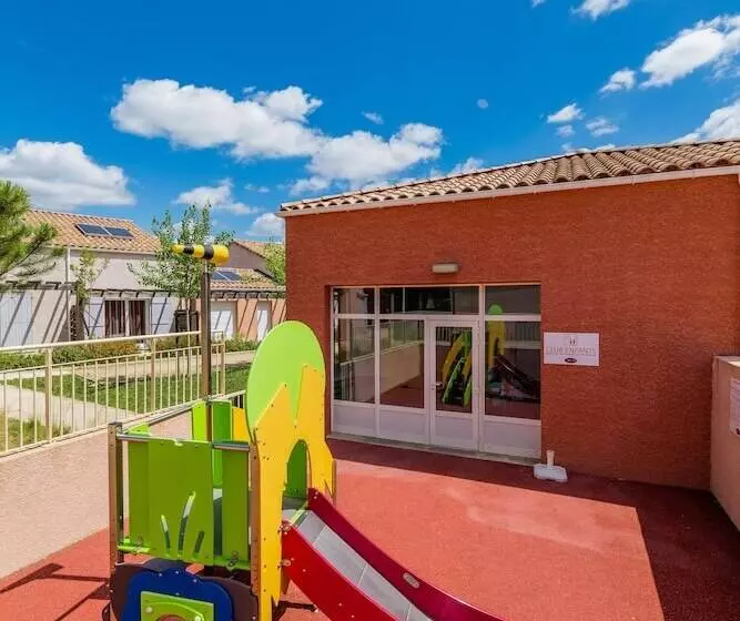 Резиденция Terres De France Le Domaine De Bacchus