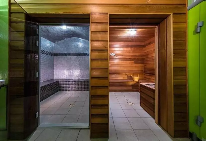 Резиденция Terres De France Le Domaine De Bacchus