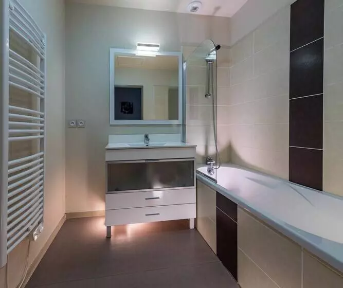 Резиденция Terres De France Le Domaine De Bacchus