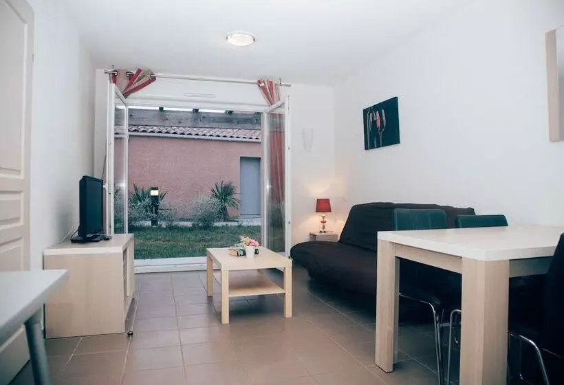 Резиденция Terres De France Le Domaine De Bacchus