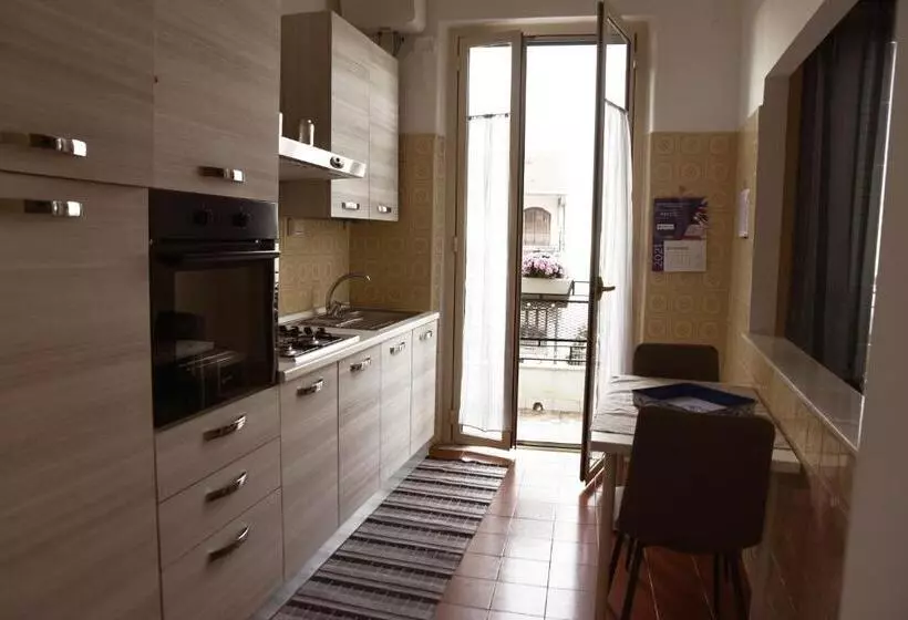 ベッドアンドブレックファースト Belvedere Appartamento Per Vacanze