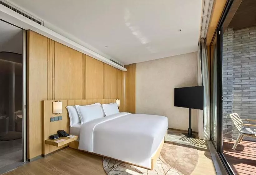 Hotelli Garrya Huzhou Lucun