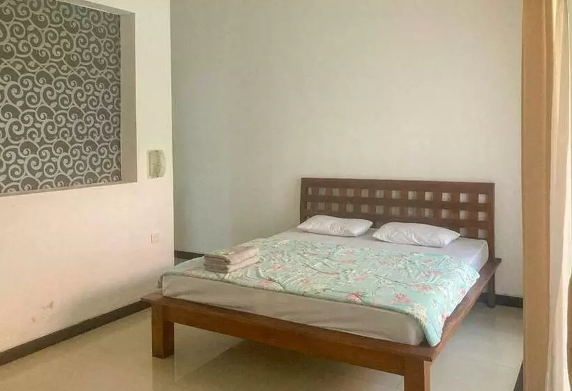 ホテル Nadia Pansion & Cottage Gianyar