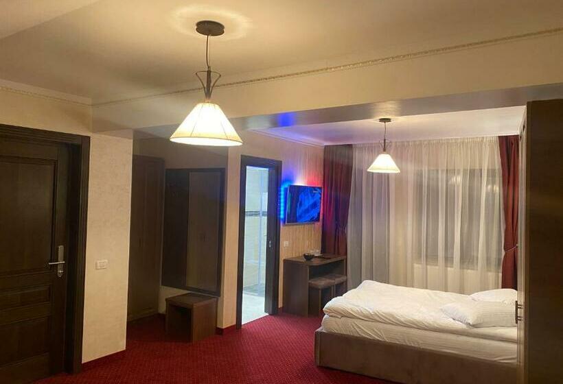 酒店 Restaurant Alessia