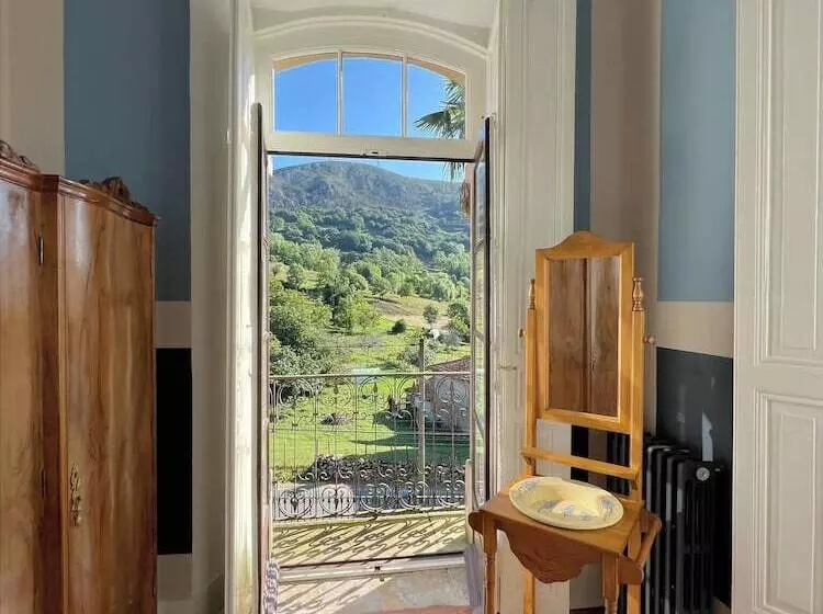ホテル La Venta De Miyares   Casa De Indianos